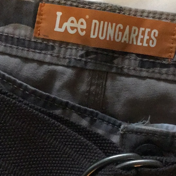 DUNGAREES MEN SHORTS - Picture 2 of 9